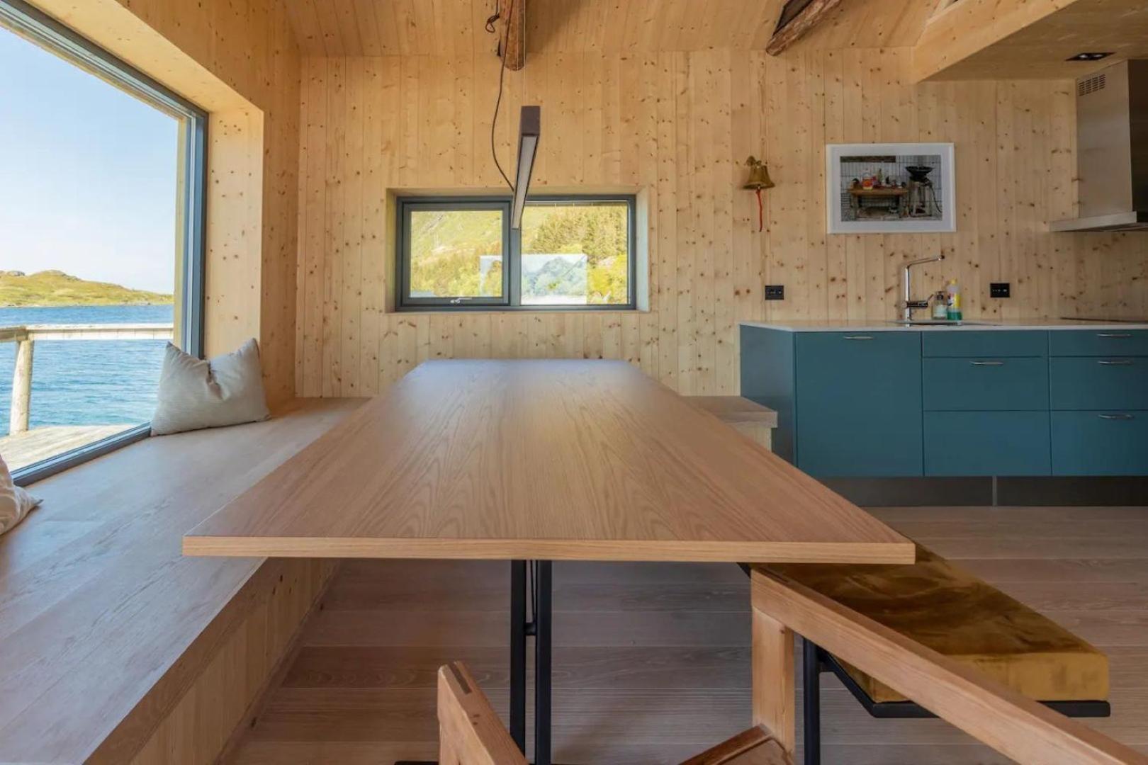 Minkfarmen, Spacious Seaside Cabin With Scenic View Ramberg Extérieur photo