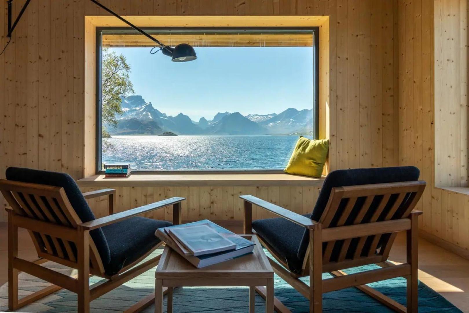 Minkfarmen, Spacious Seaside Cabin With Scenic View Ramberg Extérieur photo